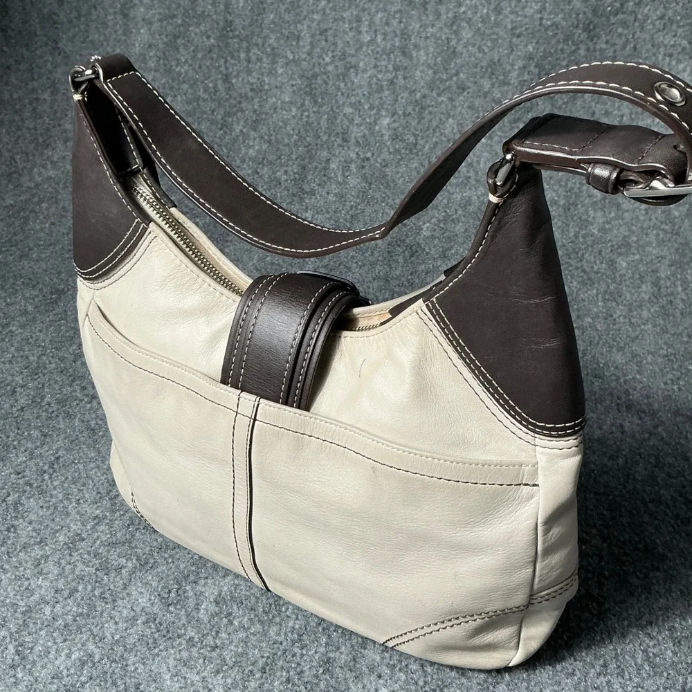 Coach Soho 2007 Buckle Hobo Bag Cream Brown Leather Shoulder Bag F11187